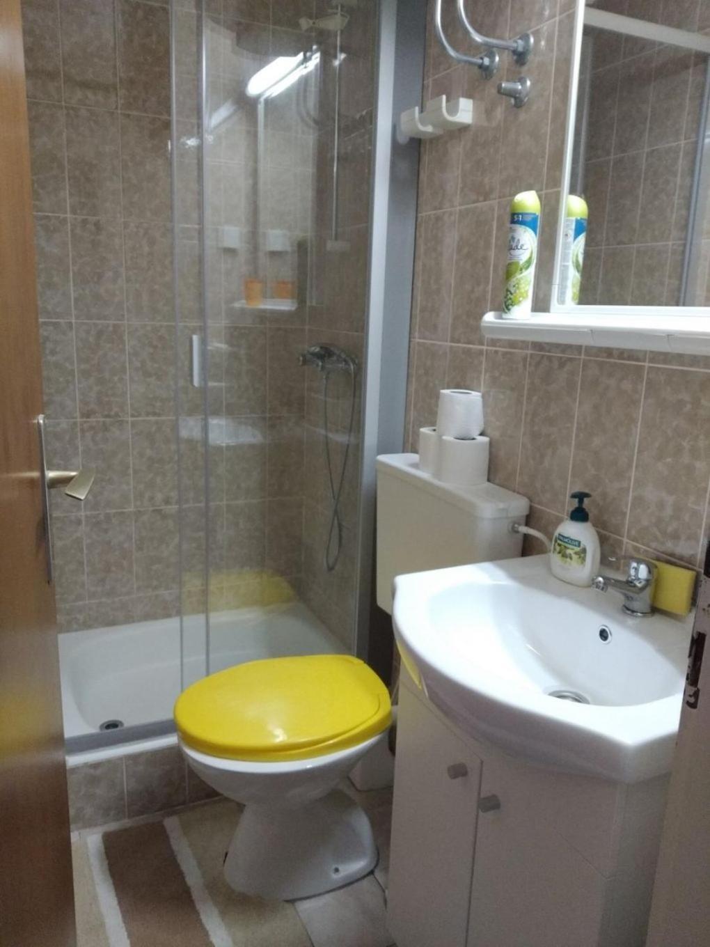 Apartments Ivo - 20M From The Sea ราชิตเช ภายนอก รูปภาพ